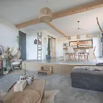 Modern Close To *