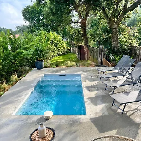 Modern Close To Villa Tarnos